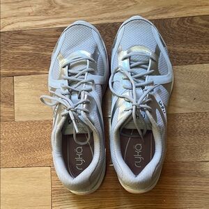 Ryka Women's Light Gray Athletic Shoes